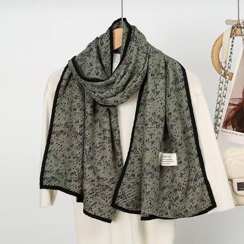 Retro Floral Cotton-Linen Scarf: Versatile Shawl for Spring & Autumn - Korean Style Neck & Shoulder Protection