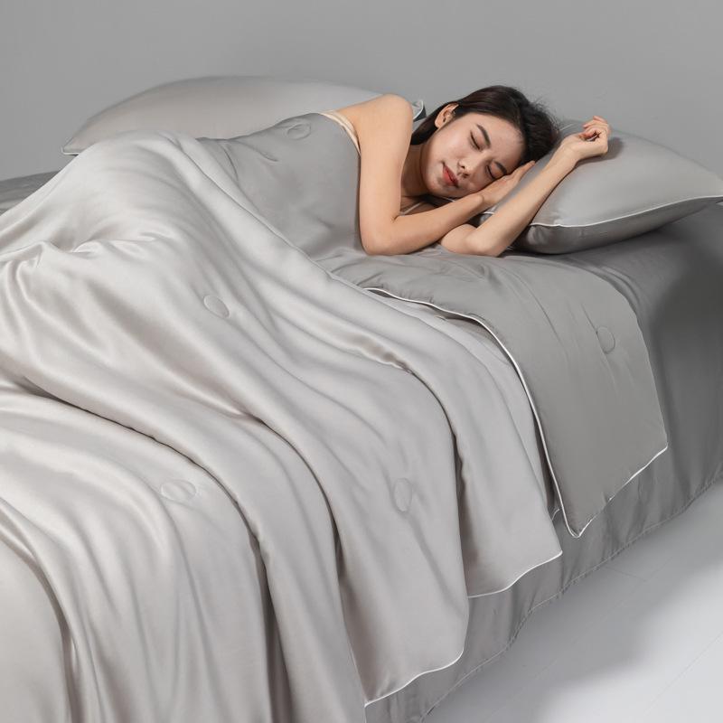 Class A Ice Silk Cooling Summer Quilt 4-Piece Set: Lightweight Embroidered Air Conditioning Quilt