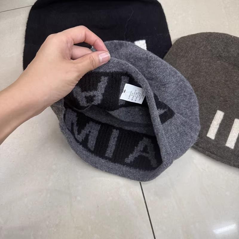 Contrasting large letters Elastic thin age reducing pile hat Children autumn and winter warm versatile Internet celebrity wool hat Knitted hat