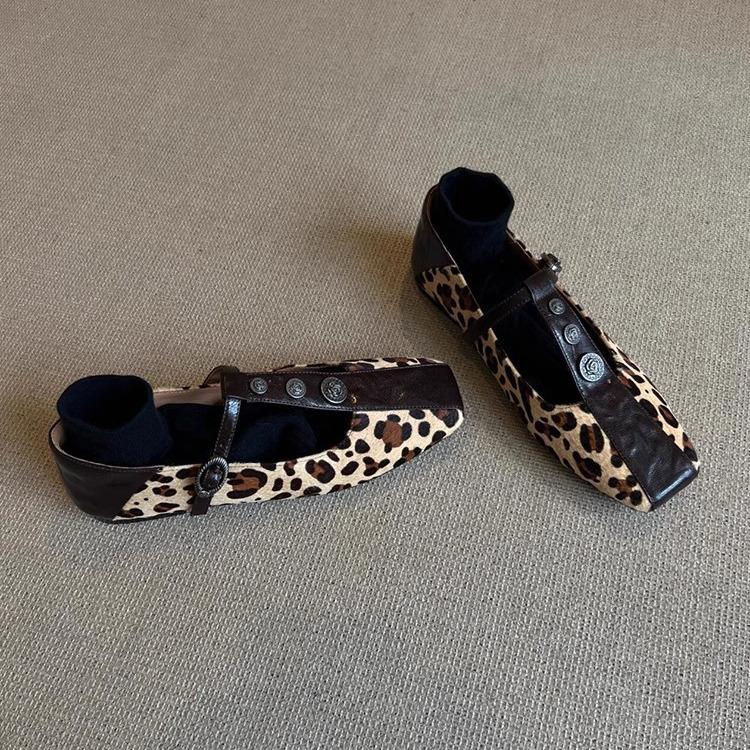 Sheepskin version~ niche leather leopard print T-button Mary Jane women's shoes retro square head horsehair flat bottom shallow mouth single shoes