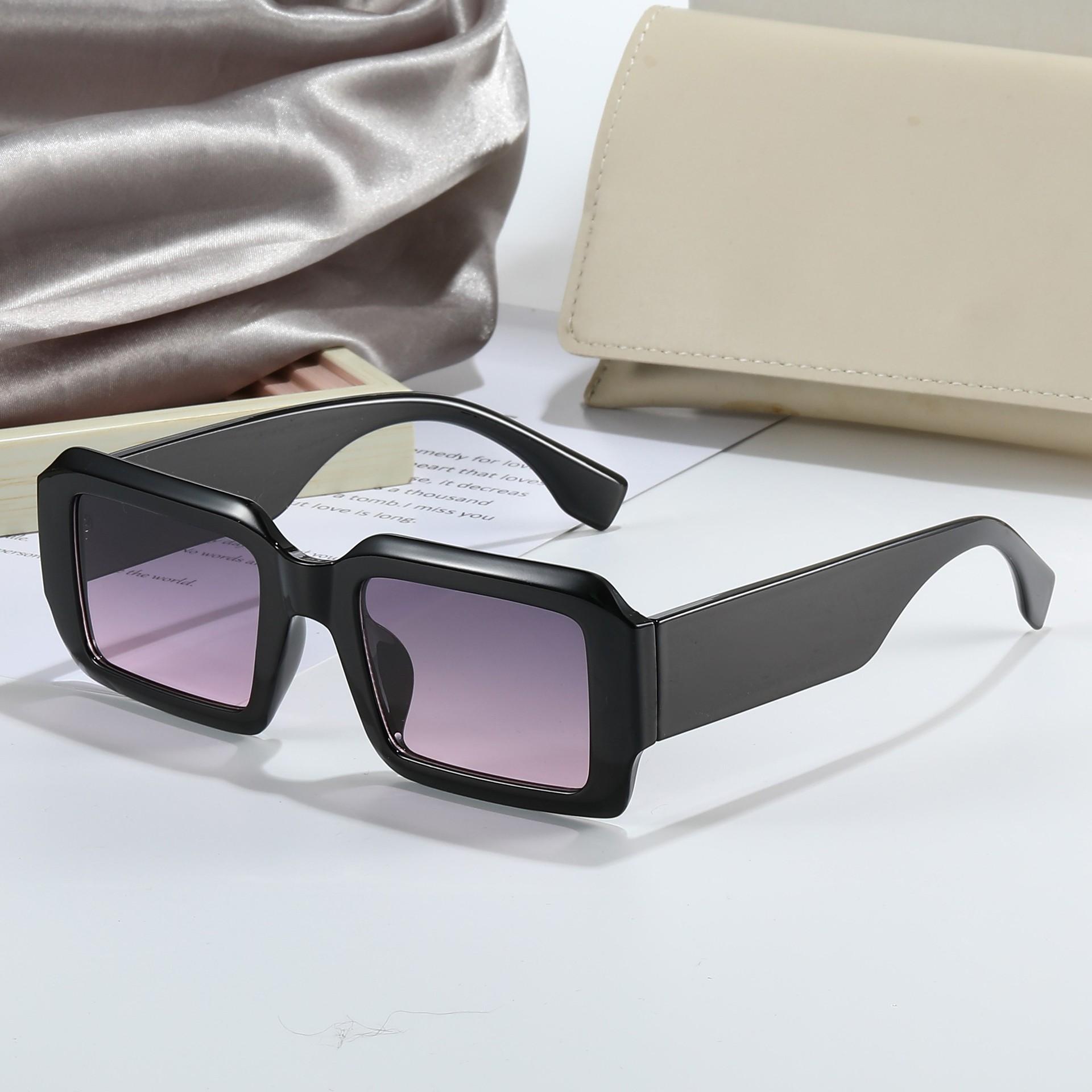 

Luxury Brand Designer Classic Houndstooth Square Sunglasses Women Men Sun Glasses For Female Fashion Vintage New Travel Eyewear As the picture