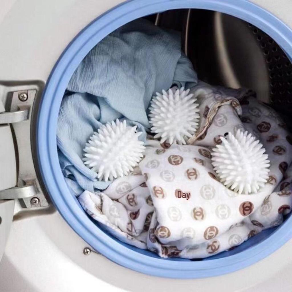 Anti-Tangle Laundry Ball - Stain Removal & Lint-Free Cleaning