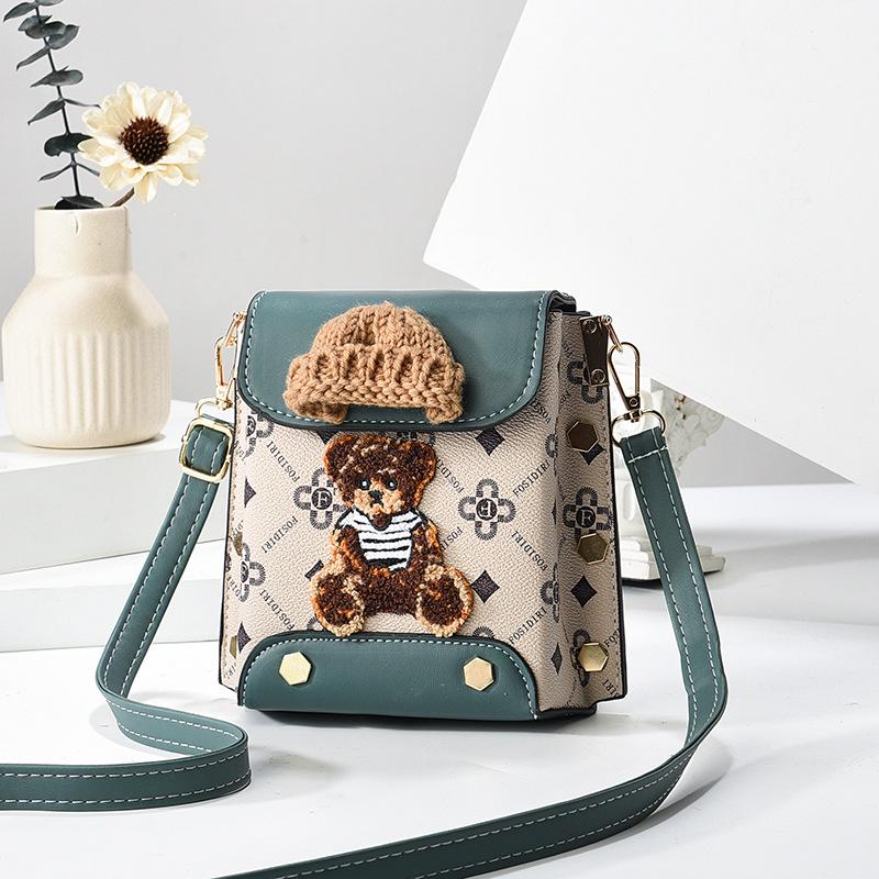 Spring/Summer Fashionable Versatile Women's Single Shoulder Crossbody Handbag with Large Capacity and Phone Pocket