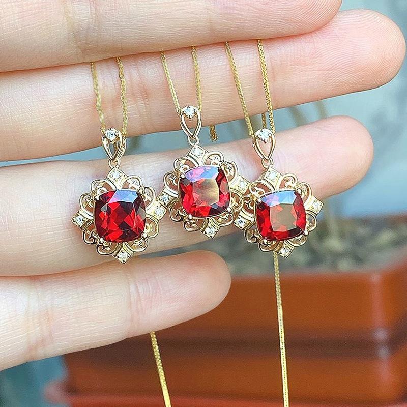 Vintage Open Filigree Square Red Center Stone Halo Pendant Women Thin Snake Chain Necklace