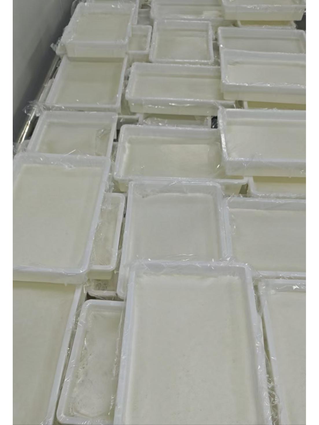 

Прозора та біла мильна основа Гроно винограду - Набір матеріалів для виготовлення мила своїми руками