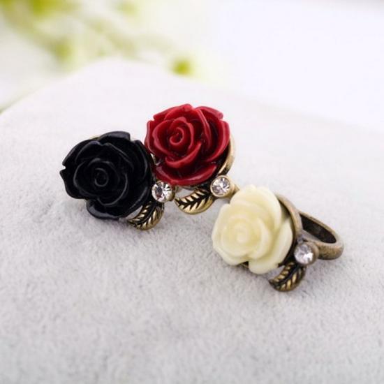 European & American Retro Rose Ring: Low-Key Elegant Style for Ring Finger Accessories
