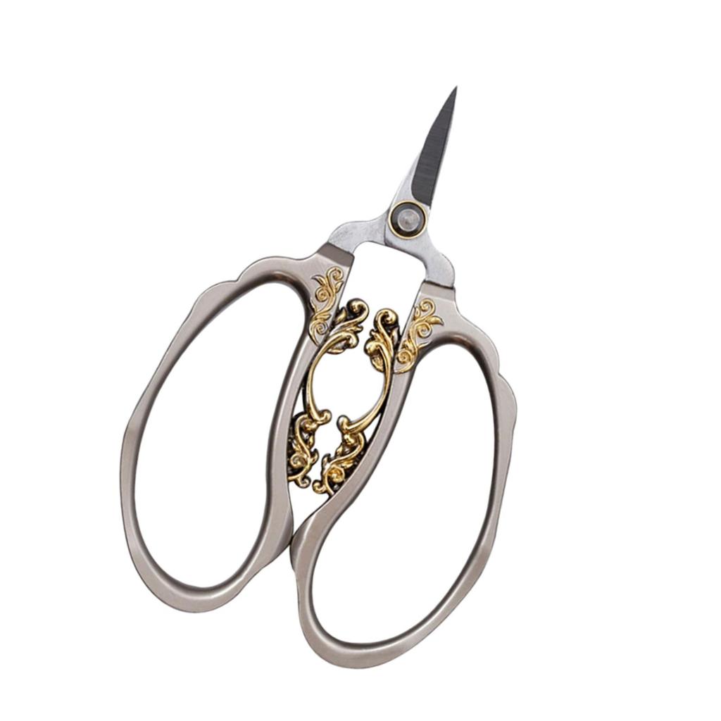 Retro Style Sewing Scissors Art Work Crafting Tool Shears Needlework Threading Stitch Tailor
