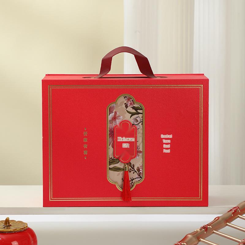 Chinese Wedding Souvenir: Towel & Candy Flip-Top Gift Box Red; Medium: 21x21x8cm