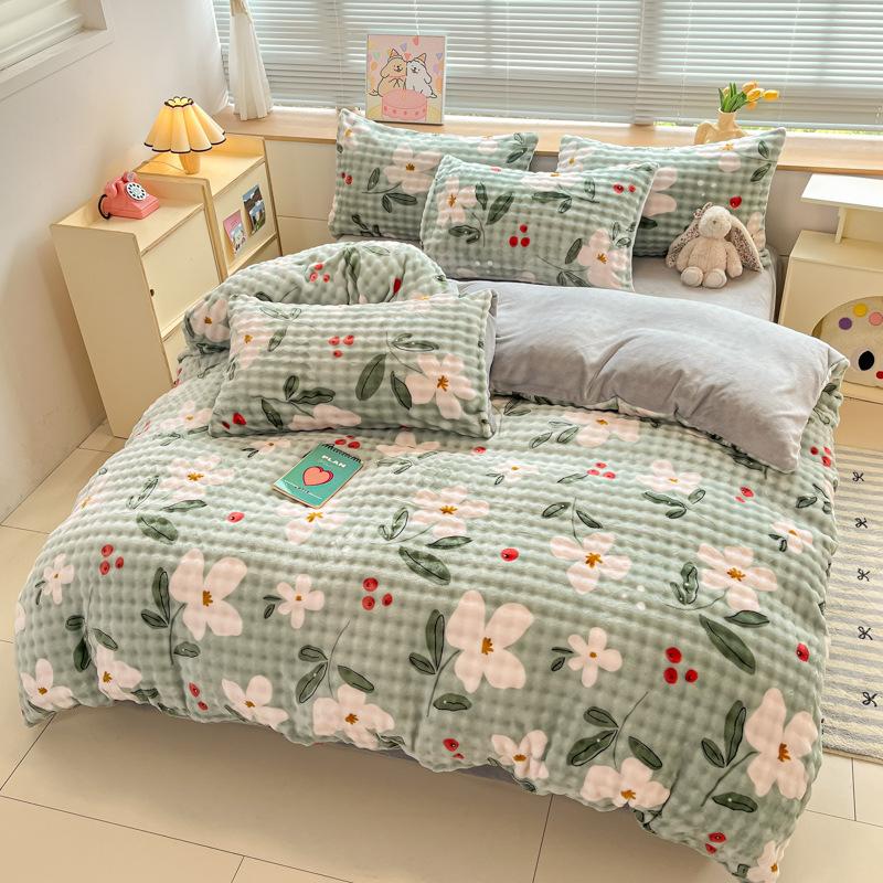 Light luxury thickened milk fleece four-piece set imitation rabbit fleece carved quilt cover high-end bed sheet household warm bedding three-piece set