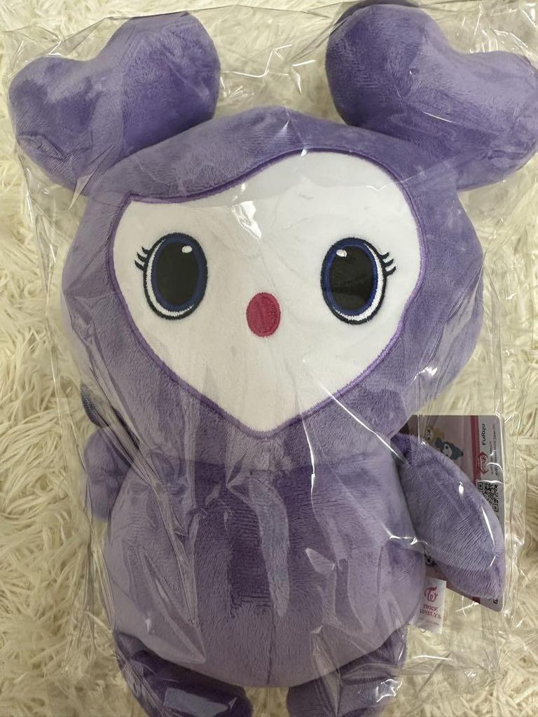 [USED] TWICE Sabrie Sana Plush Backpack