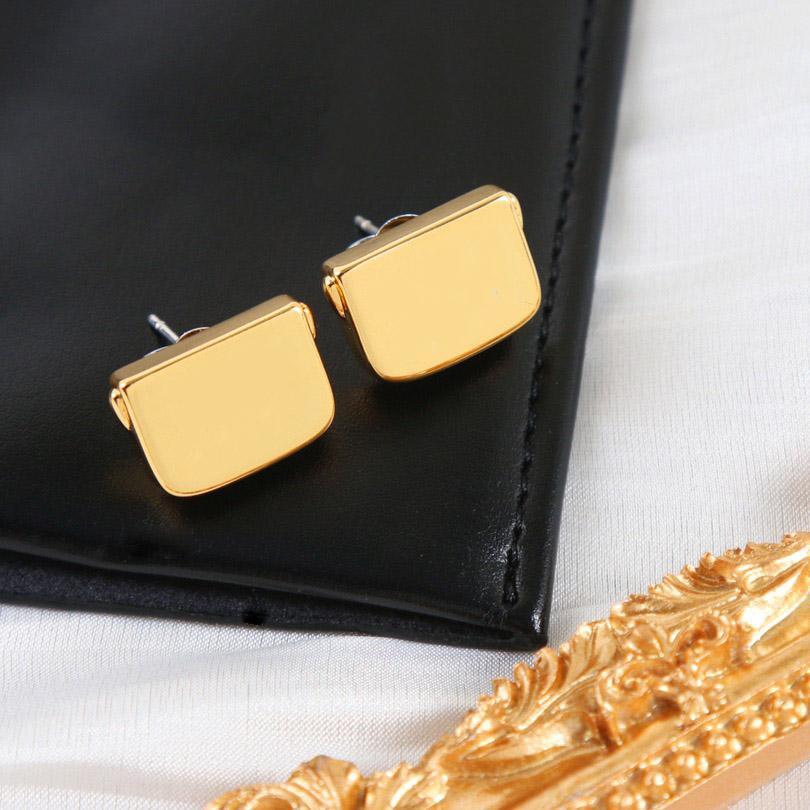 2023 New Vintage Popular Brand Earrings Luxury Jewelry for Women Fashion Square Designer Eardrop Fine Quality Women's Ear Stud