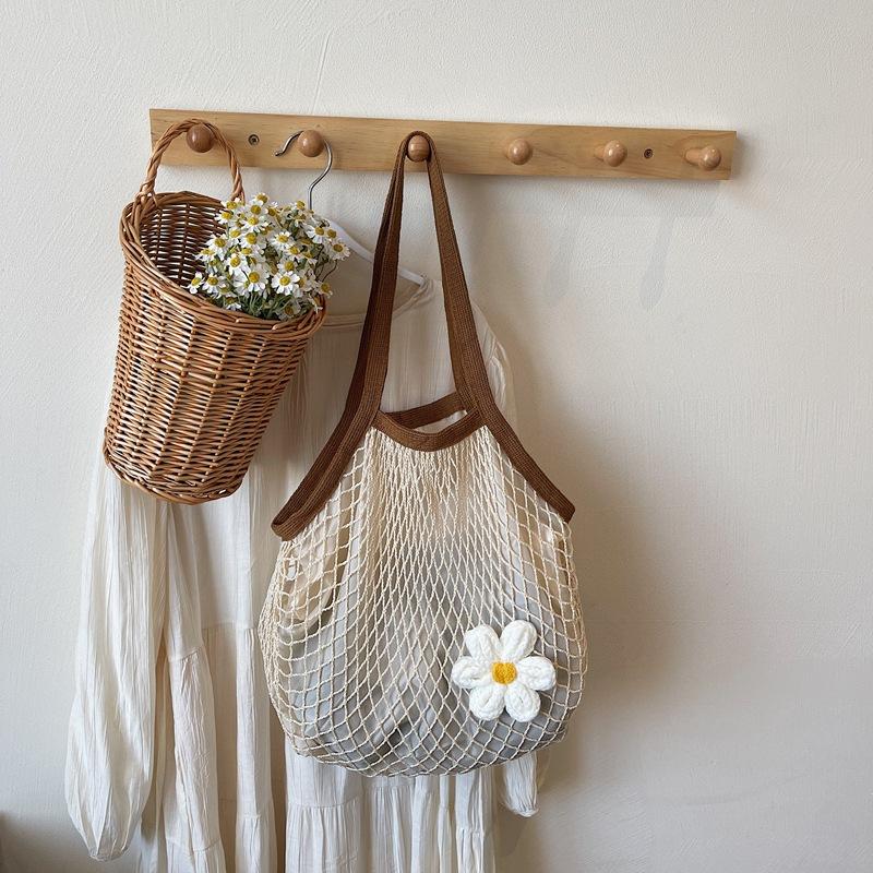 

Lazy wind big bag women s new popular fashion versatile shoulder bag large capacity hollow tote bag коричневый