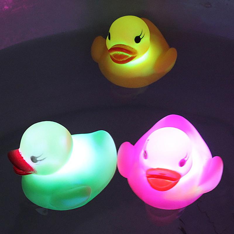 1 Pcs Children Bathing And Playing With Ducks Led Light Ducks Baby Bathroom Parent Child Interaction Bathing And Swimming Toys