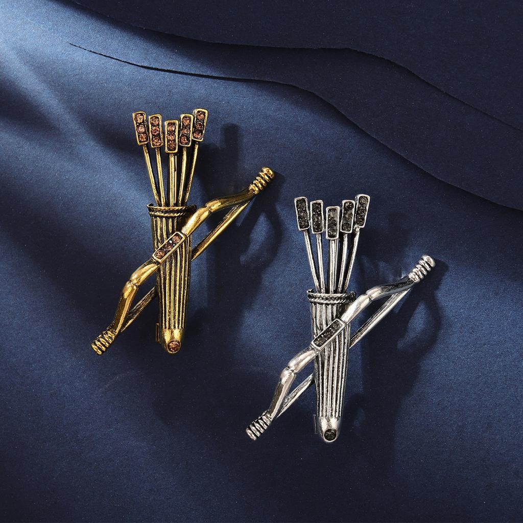 Vintage and personalized men's bow and arrow brooch, metal badge accessory, arrow bucket, drip oil pin