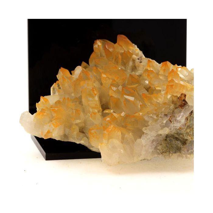 Pierres et Minéraux. Quartz. 1826.0 ct. Col de Sarennes, Isère, France.