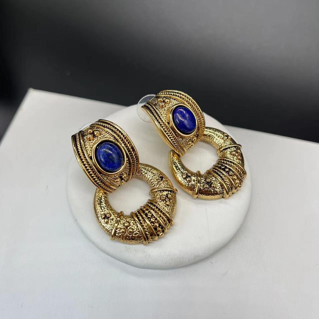 Vintage Vintage Premium French Buckle Earrings Medieval Zircon Pendant Earrings Necklace Set Jewelry