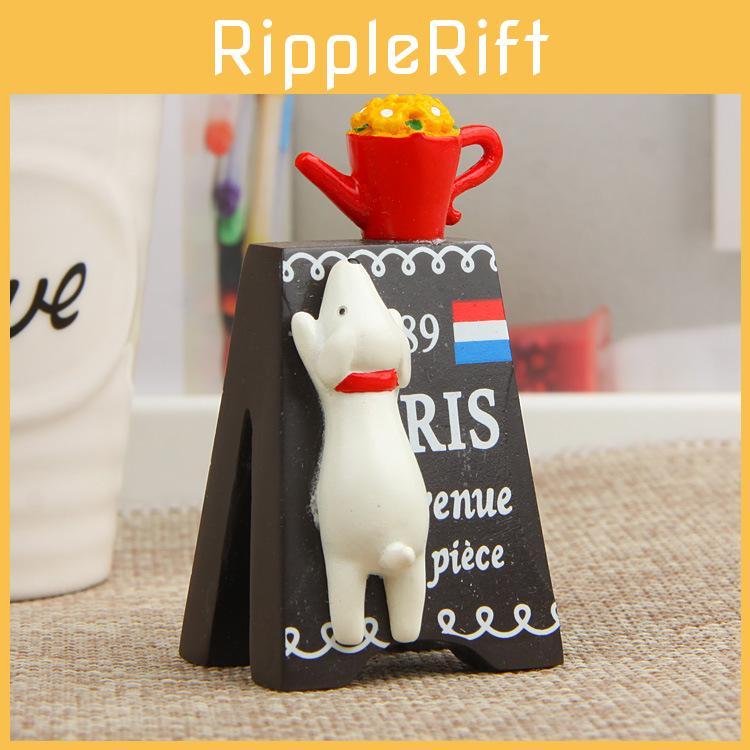 Resin Dog Crawl Billboards Ornament For Garden Scene Building And Photo Props