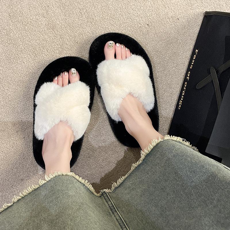 Large Size Thick Bottom Fluffy Slippers Women Wear Autumn and Winter 2025 New Cross Internet Celebrity Explosion Word Home Ins