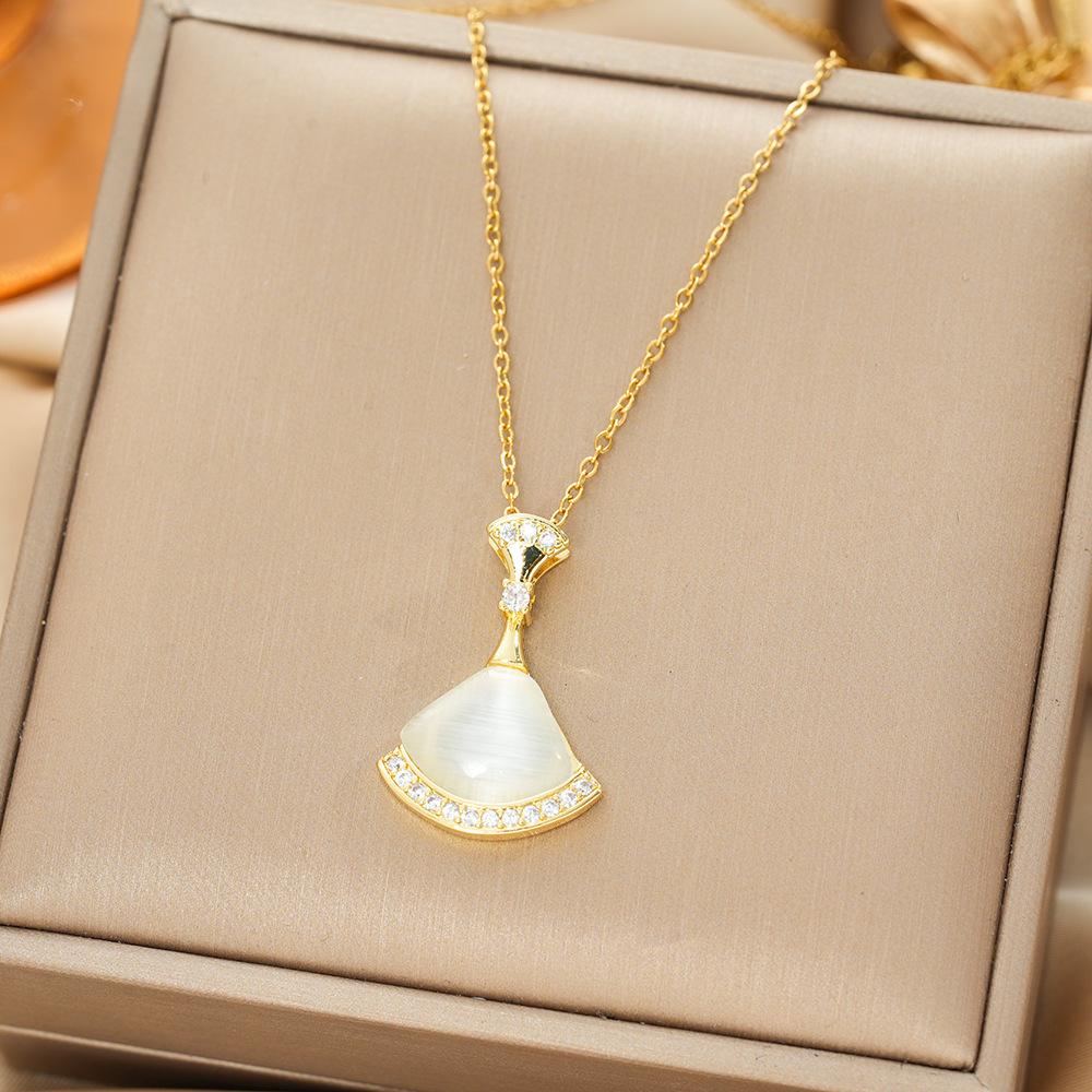 Titanium Steel Necklace For Women Elegant Simple Fashion Zircon Collarbone Chain Light Luxury Niche Jewelry