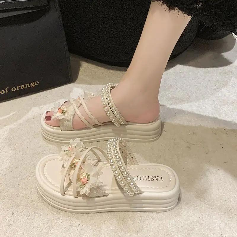 Fashion Outdoor Flowers New Breathable Fashion Woman Shoes Summer 2025 Comfortable Designer Trending Daily Low Price Sandals for Women