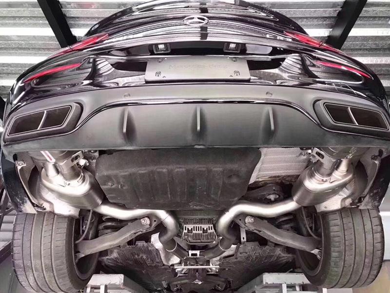 Carbon Fiber Tailpipes for Mercedes-Benz A, C, E, S, GLE, GLS, GLC - Scorpion AM* Square Quad-Outlets