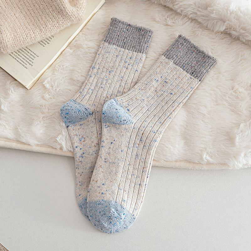 Winter and Autumn Wool Socks - Children's Mid-Calf Socks with Padding and Thickening for Warmth and Colorful Plush Socks for Women in Wool