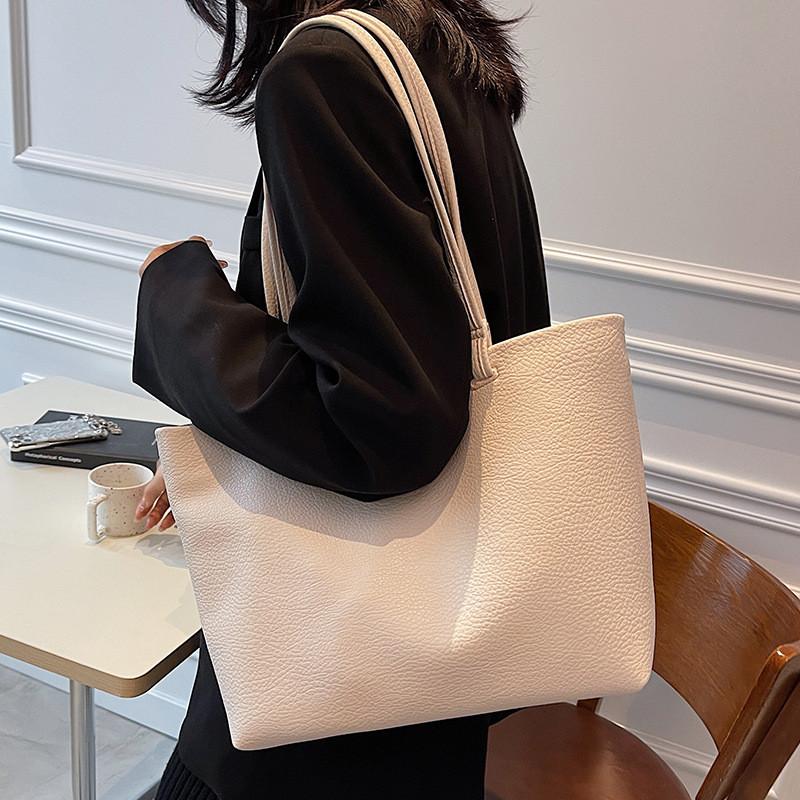 IELGY All-Match Casual Soft Leather Shoulder Bag Large Capacity Atmospheric Tote Bag