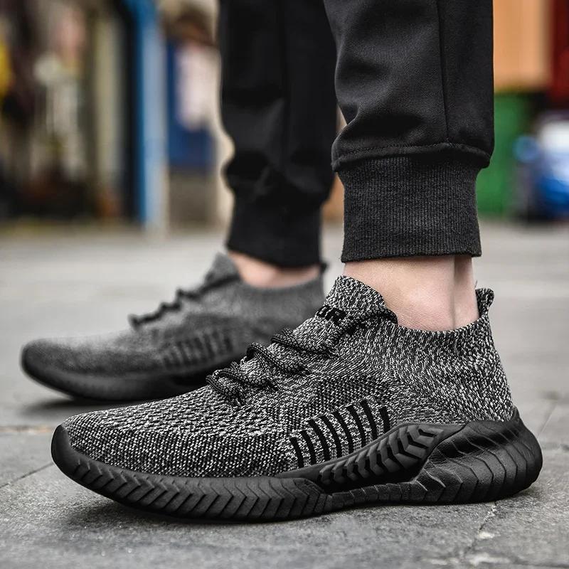 Mens Shoes Lightweight Vulcanize Footwear 2025 New Walking Sneakers Zapatillas Hombre Fashion Men Sneakers Mesh Casual Shoes