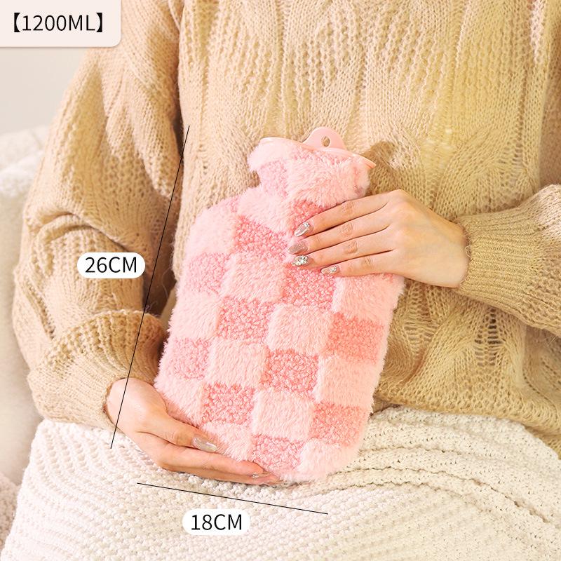 Checkered Plush Explosion-Proof Hot Water Bottle: Large, Skin-Friendly, Removable & Washable Cover
