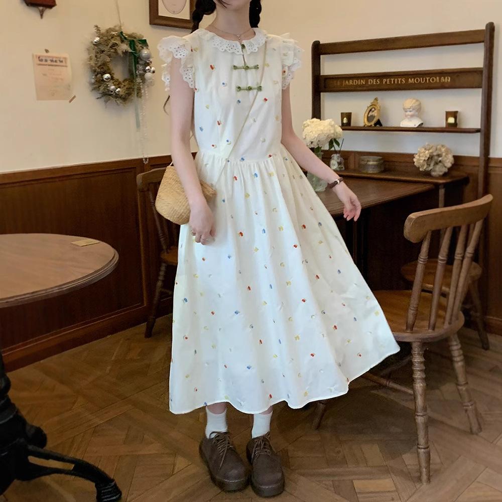 Gentle wind design sense niche French waist fairy embroidered floral dress spring and summer high-end lady dress