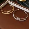 Neues Glänzendes Zirkon Schleifen Armreif Damen Herzform Doppellagig Offen Verstellbares Armband Exquisites Bankett Tägliche Kleidung Schmuck Geschenke