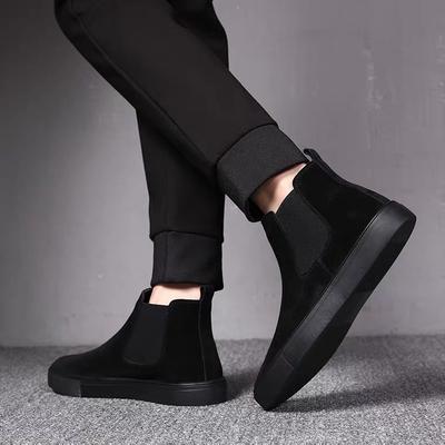 Scarpe da uomo primavera e autunno 2025 nuove stivali Chelsea Martin da uomo scarpe alte Darth Vader scarpe casual in pelle scarpe da uomo alla moda inverno