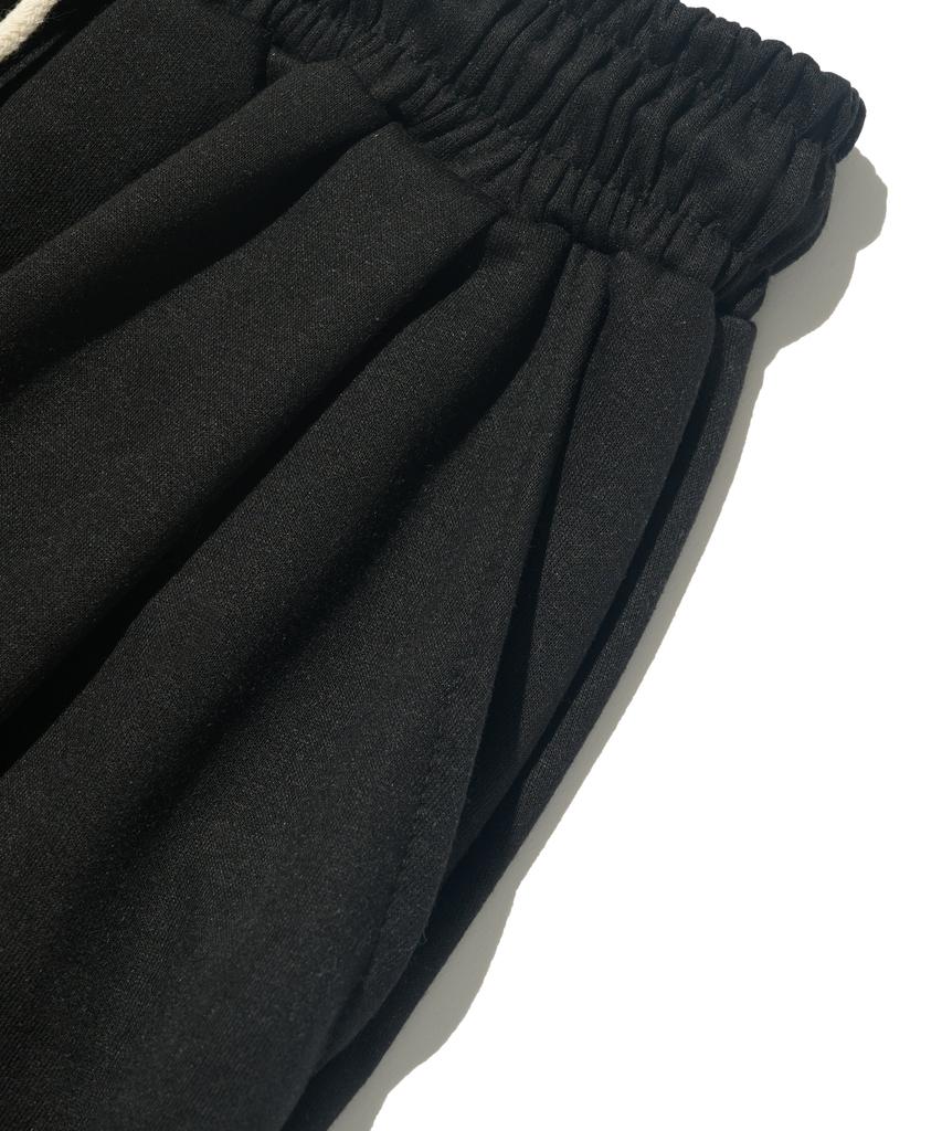 TAILOR STUDIO Maple String One-Pleat Training Pants (Black)