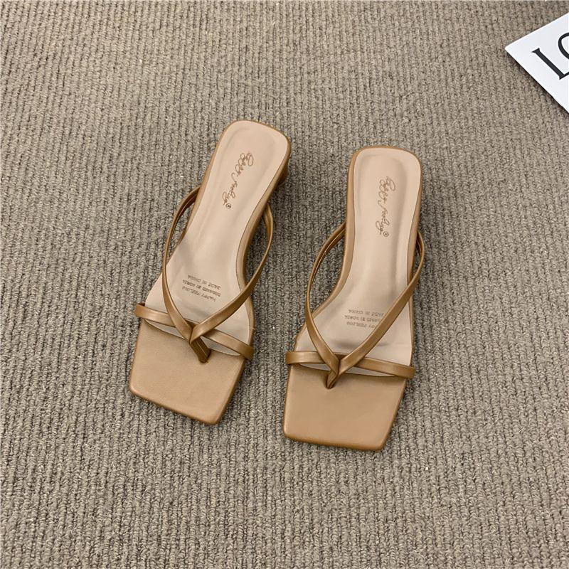 Dicke Ferse Zehen Sommer kühl Pantoffeln Feenschuhe 20255 neu einfach mittlerer Absatz mit Rock Ins trendige Sandalen