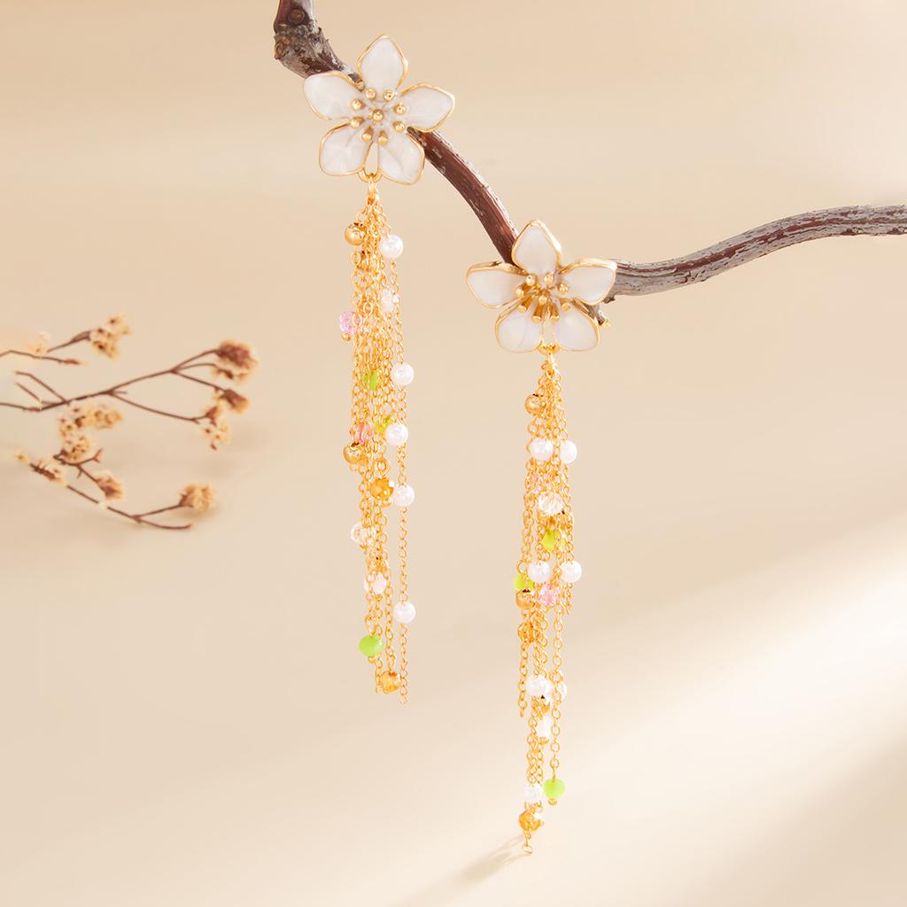 Orecchini a Bottone con Fiore Smaltato e Lungo Pendente a Frange Boho con Catena di Perle e Cristalli per Donne Gioielli da Vacanza