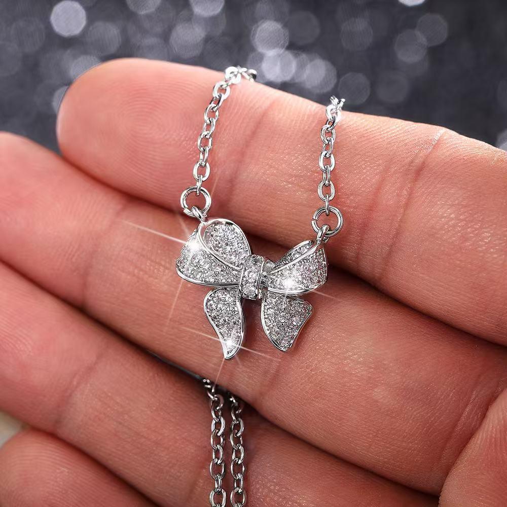 2026 Luxury Diamond Bow Pendant Necklace: Elegant, Fashionable, Versatile Light French Design Clavicle Chain
