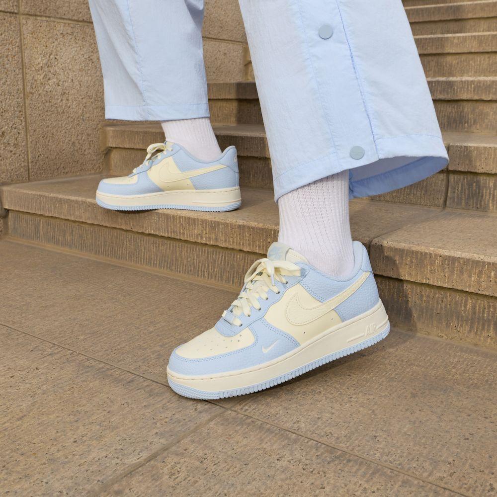 Nike Air Force 1 Скейтбордические кроссовки Женские Синий Бежевый 35.5
