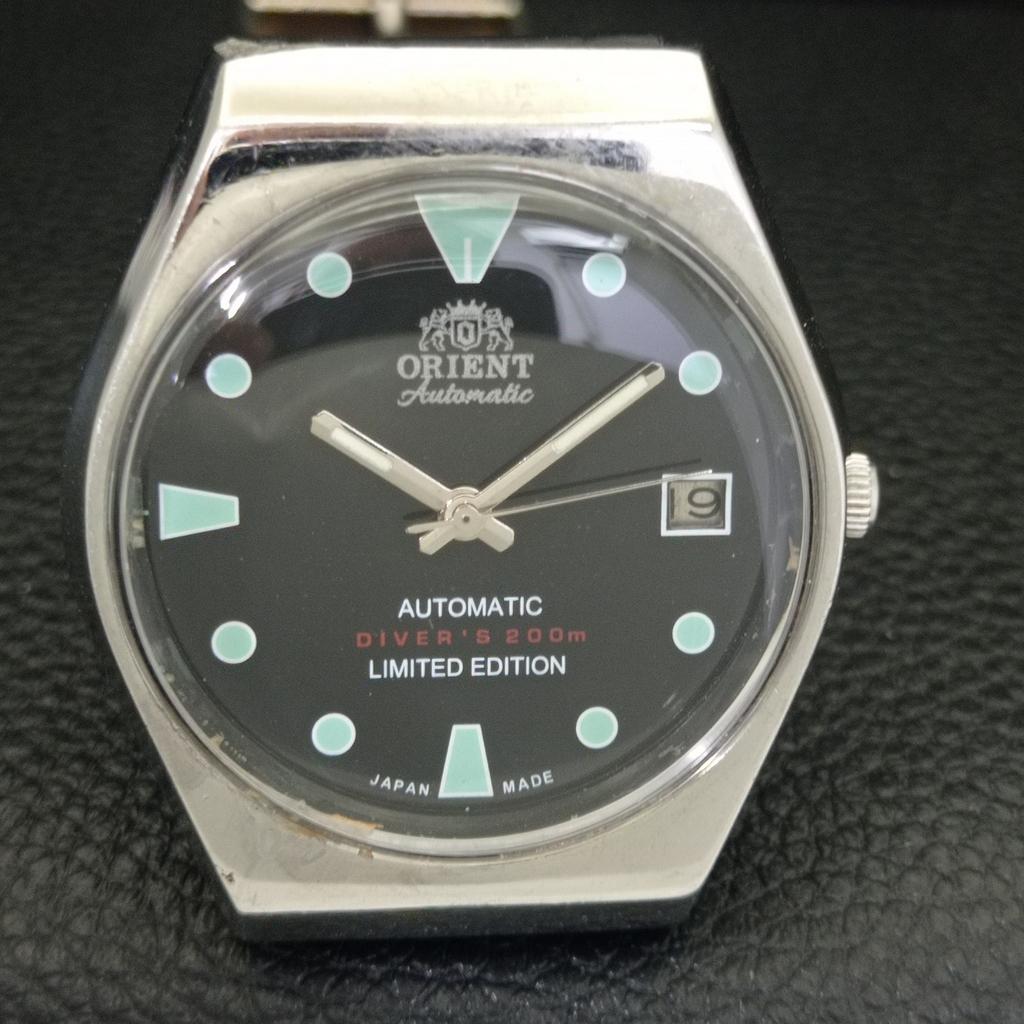 Orient AUTOMATIC 46941 JAPAN MENS VINTAGE BLACK COLOR DIAL WATCH A701830-5 R207-a701830