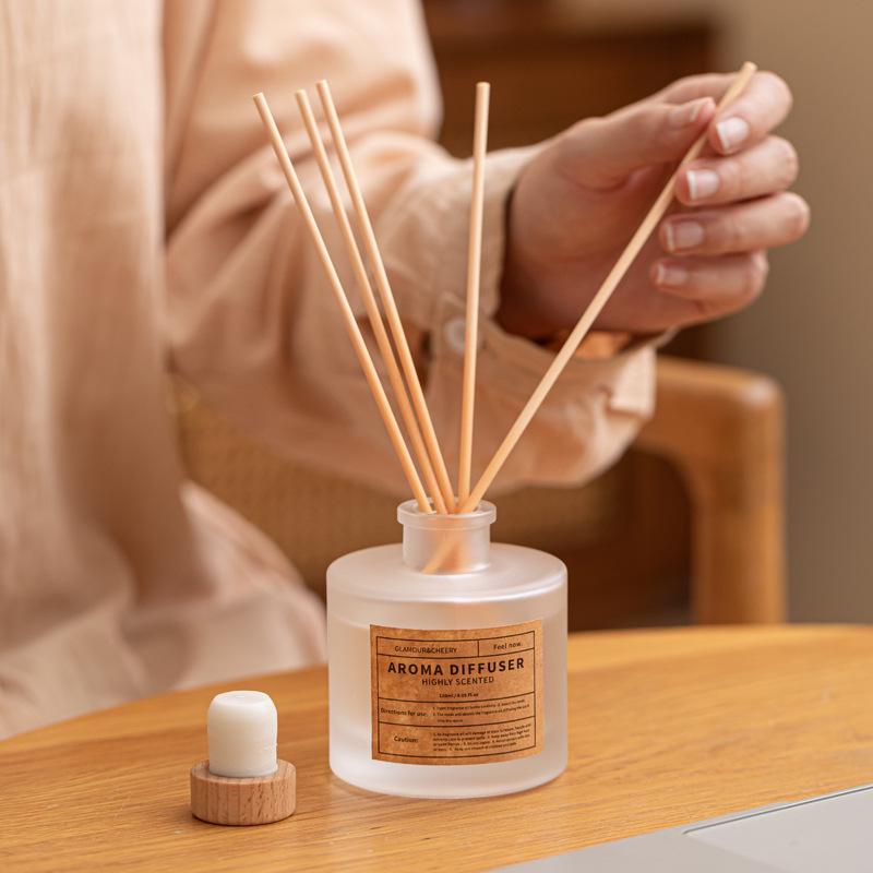 Diffusore in Rattan per Oli Essenziali Aromatici Senza Fiamma - Profumo Lunga Durata e Purificazione dell'Aria per Camere da Letto Accoglienti