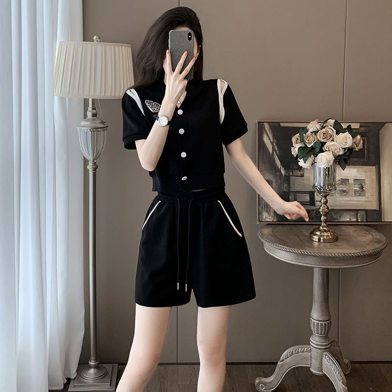 Casual Fashion Suit Women's Summer Slim Hot Girl Off-Shoulder Sports Short-Sleeve Shorts Two-piece Set