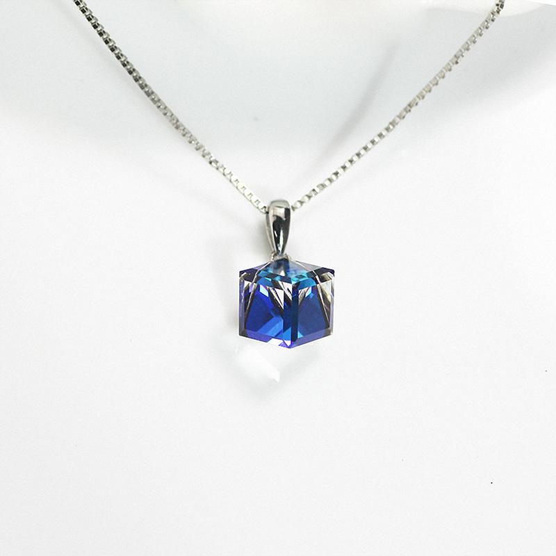 Retro Magpie Bird Flower Pendant Lockets Necklace with July Birthstone Crystal Silver Plated