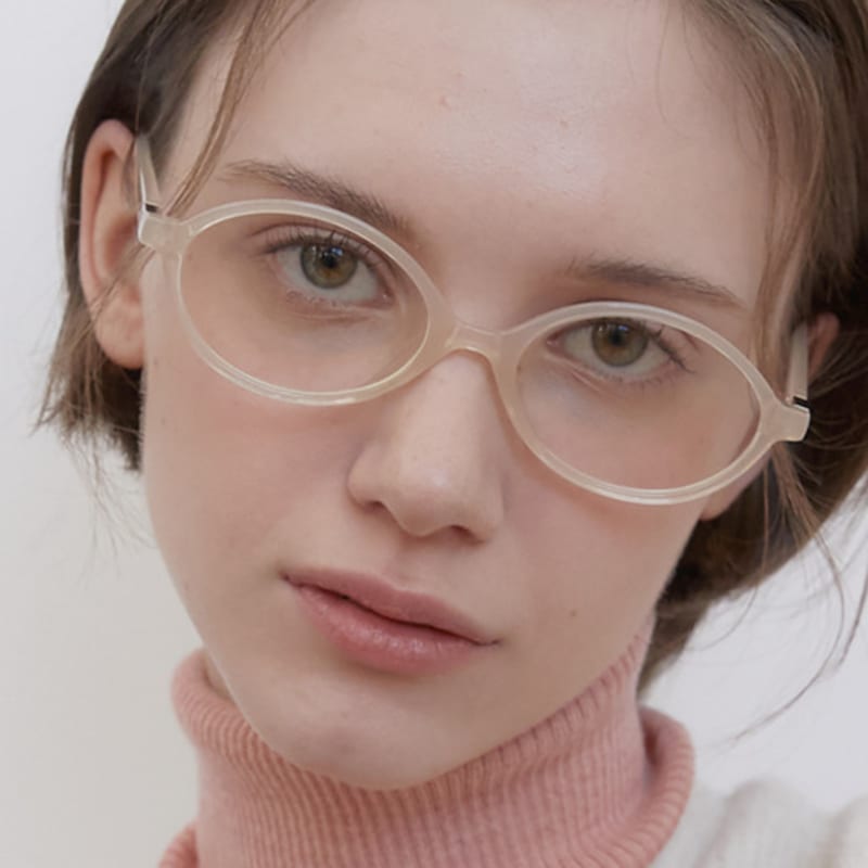 

One Brilliant Leia-OB496-Ivory FREE