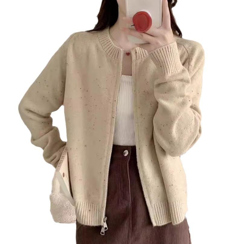 Crew neck short sweater jacket women's loose autumn 2025 new zipper knitted cardigan loose top women's trend