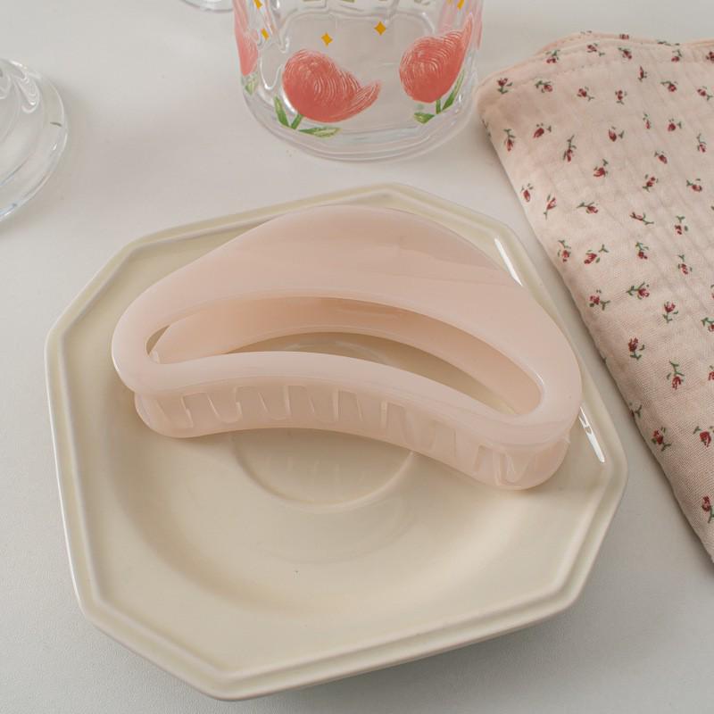 Large Cross Simple Claw Clip for Thick Hair - High-End Shark Moon Hair Accessories