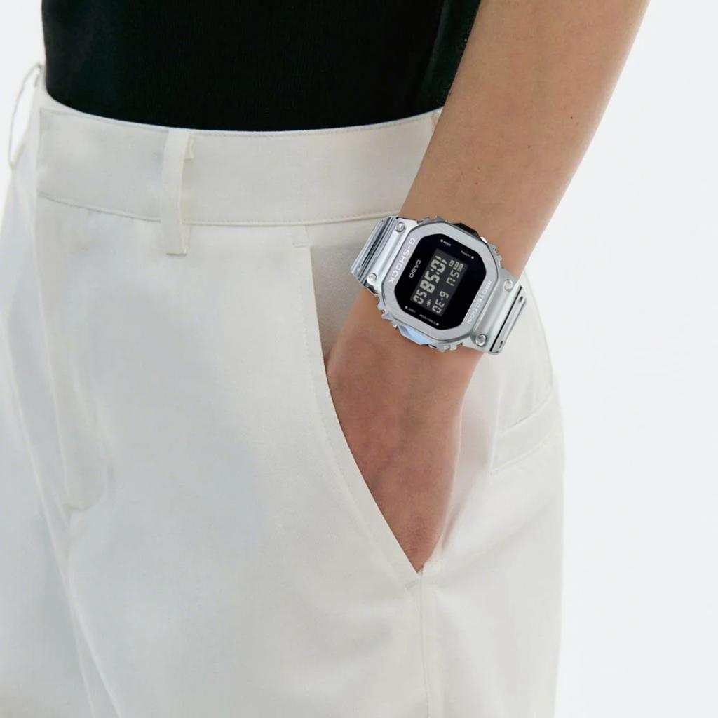 Casio 5600 Series 200M Waterproof Fashion Quartz Movement Resin Strap Watch Unisex Watches Gray GM-5600YM-8