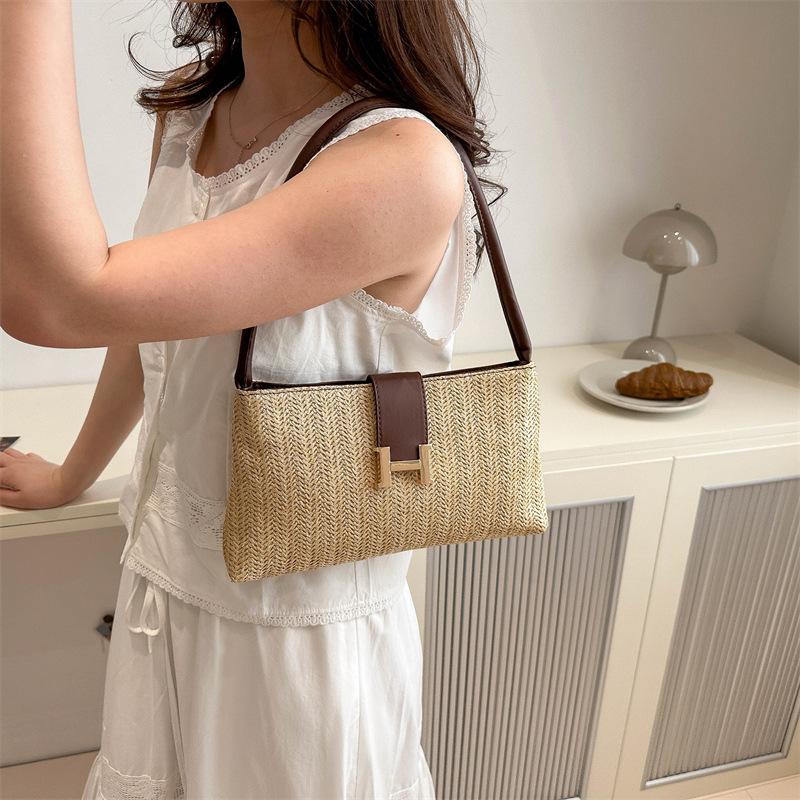 Spring Popular Large Capacity Straw Woven Bag for Women In Spring and Summer New Fashionable Shoulder Bag Casual Beach Small Square Bag