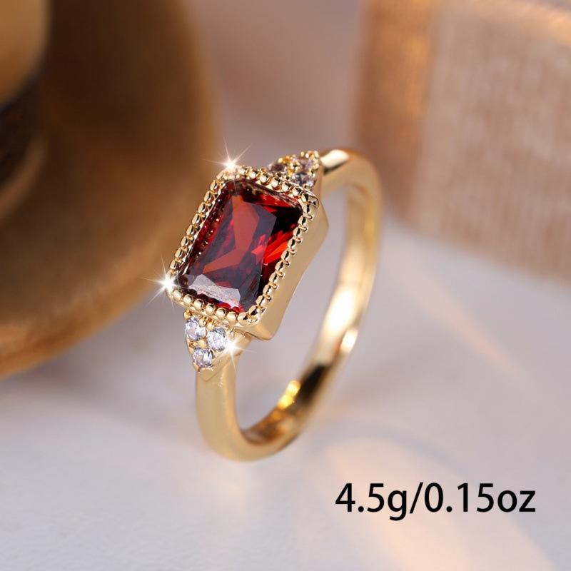 Lady Ring Vintage Court Square Diamond Classic Dinner Ring Ring