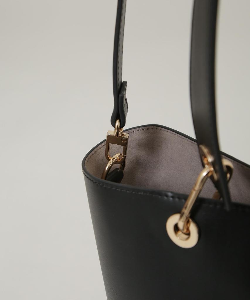 Nano Universe Asymmetrical Handle Bucket Tote, Women's, F 010, Black, 669-5232302