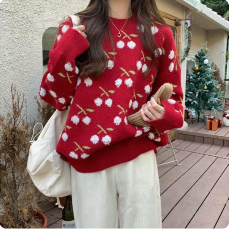 Korean Sweater for Women Autumn and Winter Loose and Lazy Style Pullover Sweet Little Fruit Christmas Knit Sweater