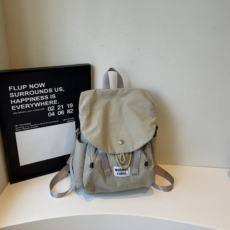 

Повседневный и модный дорожный рюкзак большой вместимости хаки